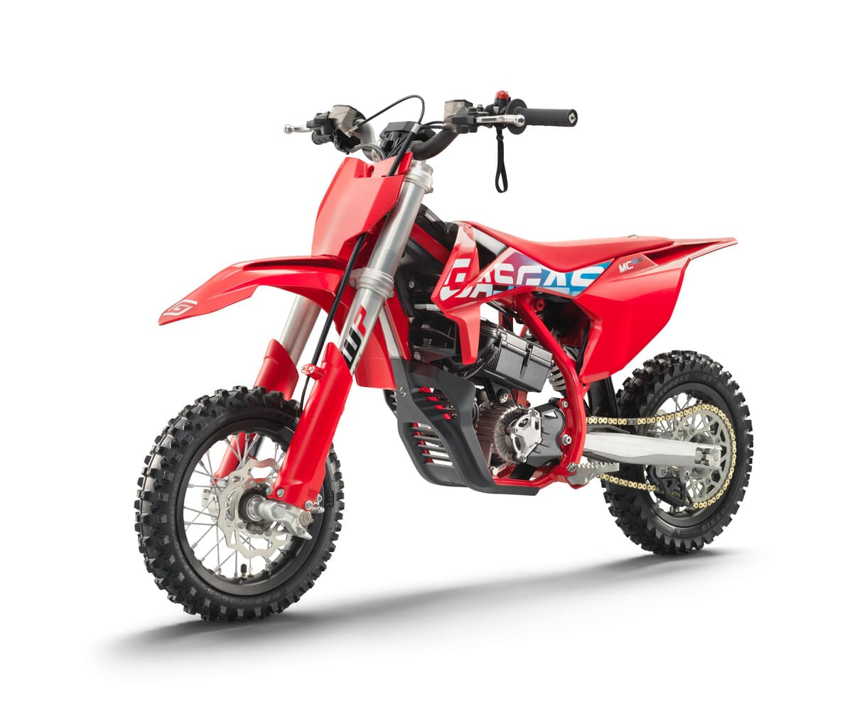 MC-E 3